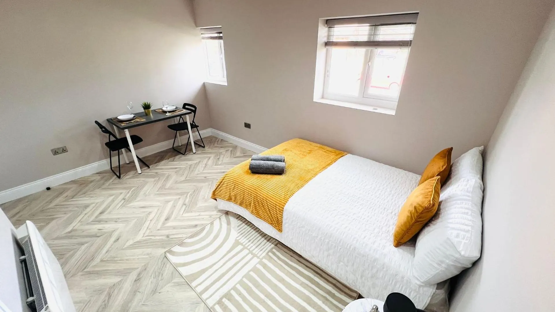 London Heathrow Airport Top Studios Only 5 Mins To Airport West Drayton