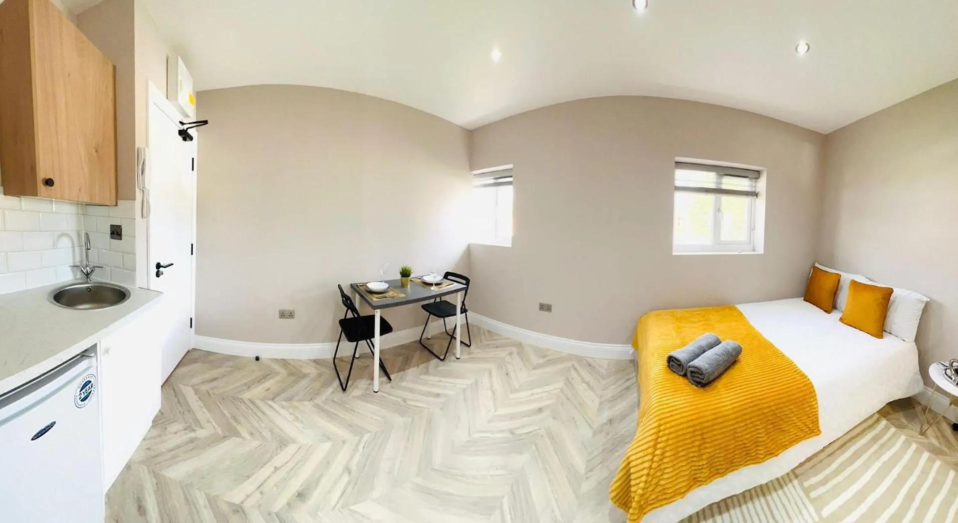 London Heathrow Airport Top Studios Only 5 Mins To Airport West Drayton
